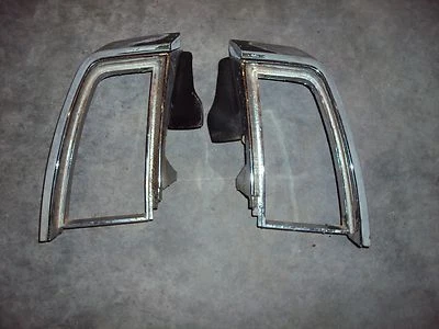 1974 CONJUNTO DE CARCAÇA/LUNETA DA LANTERNA TRASEIRA MONTE CARLO 74 - Imagem 1 de 4