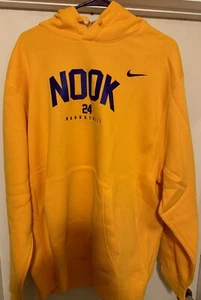 Kobe Bryant Tribute Sweatshirt XXL Nike #24 Lila/Gelb Mamba Lakers - Bild 1 von 3