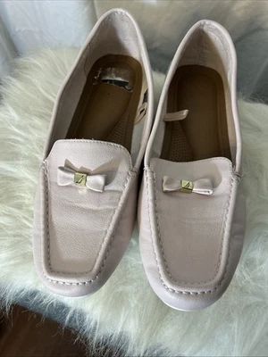 Mocasín sin cordones rosa para mujer Nautica con acento de lazo talla 11 usado bonito Foto 1 de 4