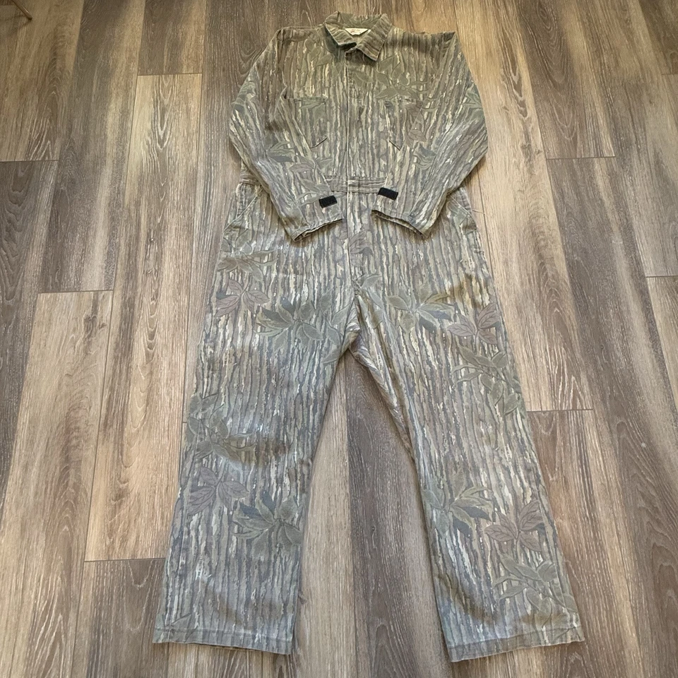 Men’s Cabela’s Realtree Camo Coveralls XL Regular Chest Size 46-48 - Image 1 of 4