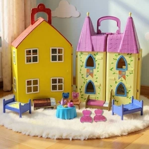 Peppa Pig Playset Bundle Lot Castle Dollhouse Yellow House Carry Case Kids Toys - Picture 1 of 9