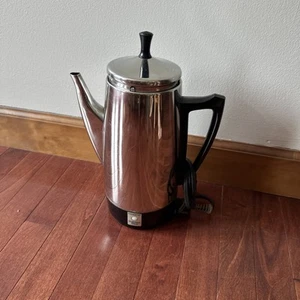 Vintage Presto 12 Cup Stainless Steel Coffee Percolator - Model 0281104 - Picture 1 of 16