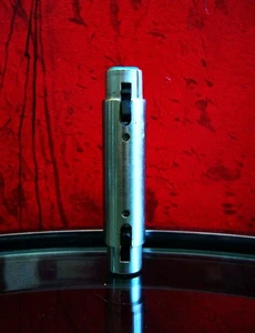 Vintage 1970's Switchcraft 389 XLR female to female microphone adapter 3 - Picture 1 of 6