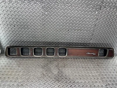 ✨ Panel de bisel de tablero Lincoln Continental Mark III 1968-1971 OEM grano de madera Foto 1 de 4