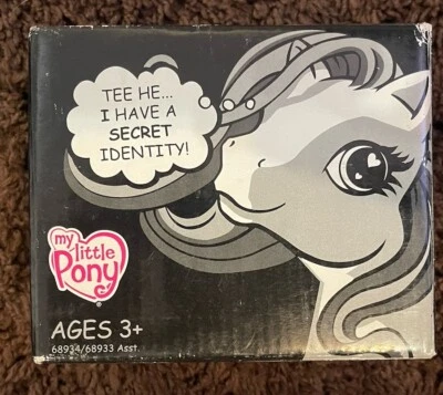 SDCC COMIC CON 2008 HASBRO MY LITTLE PONY POWER SECRET IDENTITY NEW SEALED BOX - Image 1 of 3