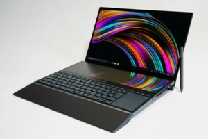 Asus ZenBook Pro Duo UX581LV - Picture 1 of 12