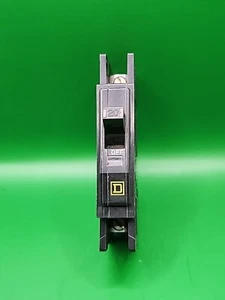 Square D QOU120 Circuit Breaker, 20 Amp, 120 / 240v, 1-Pole Din Mount - Picture 1 of 5