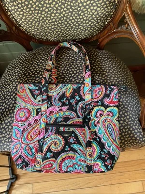 Vera Bradley Persian Paisley Travel Bag, Excellent Condition - Image 1 of 4