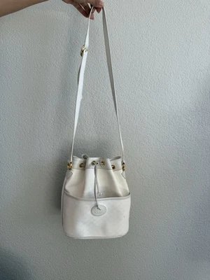 GUCCI | Bolso cubo blanco elegante Ophidia vintage Foto 1 de 4
