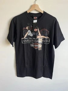 Harley Davidson New Old Stock T Shirt Biker Pin up Mens Medium Black NWT MadeUSA - Picture 1 of 3