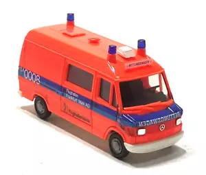 Herpa MB 207 D RTW Feuerwehr Flughafen Frankfurt am Main 1/87 (25/15M) - Bild 1 von 4