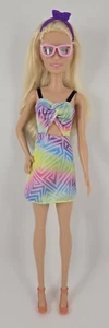 Muñeca Barbie Fashionistas 2021 #181 reparada - Imagen 1 de 10