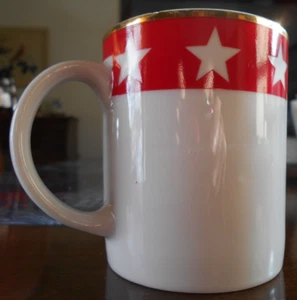 CET7 Star Mugs (pairs) 10 oz. Americana Centurion Stoneware White Red Gold ! - Picture 1 of 13