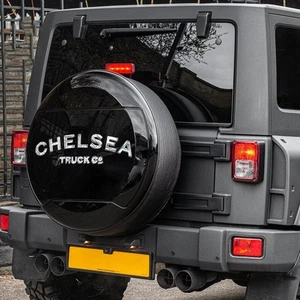 Cubierta rígida de rueda de repuesto Chelsea Truck Co. para Jeep Wrangler JK (2007-2018) - Imagen 1 de 10