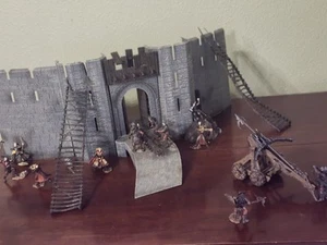Helms Deep Herr der Ringe - Bild 1 von 14
