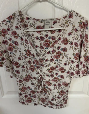 Blusa Top American Rag Cie Mujer Talla M Blanca Cuello en V Manga Corta Usada en Excelente Condición Foto 1 de 4