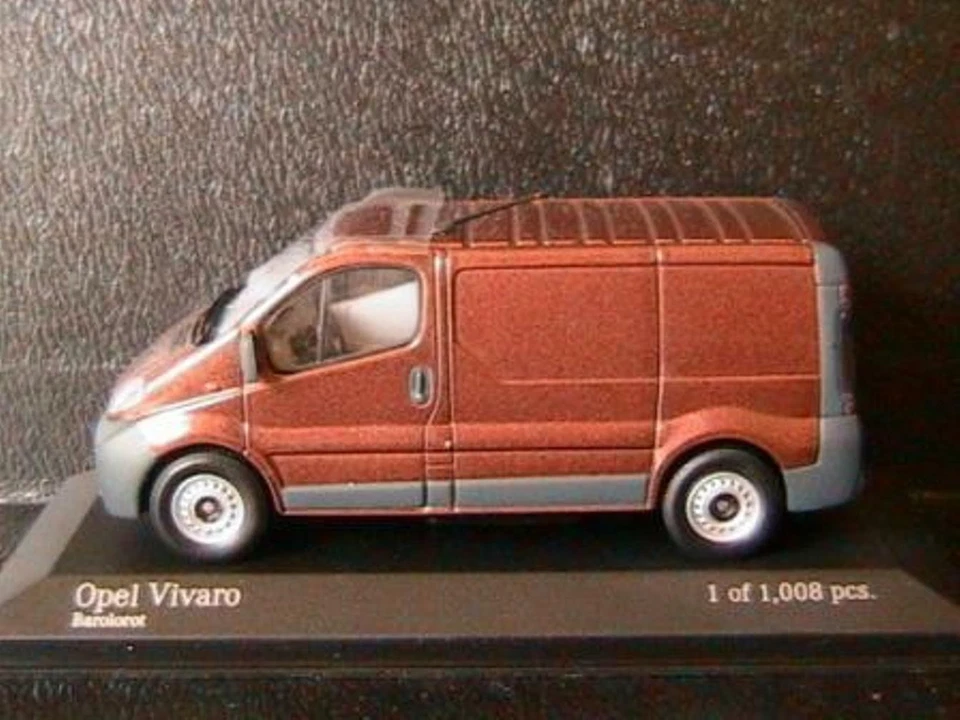 Opel Vivaro Consegna Van Lamiera Barolorot Red Metal MINICHAMPS 1/43 430040561 - Immagine 1 di 1