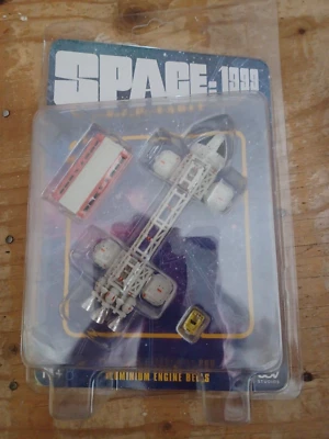SPACE 1999 - VIP EAGLE Sixteen 12 Micro Eagles 16/12 5,5 pulgadas MIP NOS Foto 1 de 2