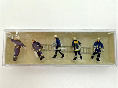 Preiser HO Scale 10484 Firemen Arriving At The Scene Of The Fire, NIB - Image 1 of 4