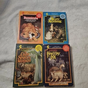 4 Vintage Bunnicula Paperback Book Lot Celery Stalks Howliday Inn 1980s 1990s - Picture 1 of 4