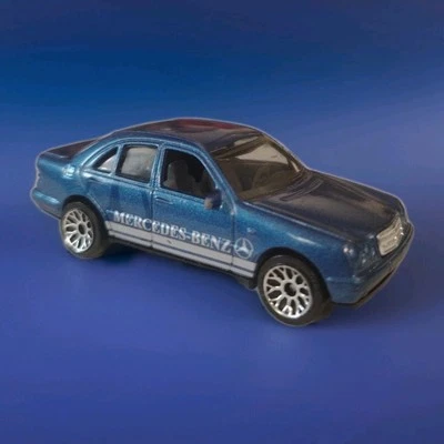 LESNEY MATCHBOX - Modellino MERCEDES Classe E-N°1-74/95810-Anno 2002-8 Cm/1:69 - Immagine 1 di 4