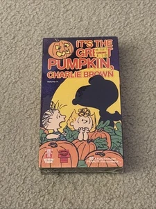 Peanuts It’s the Great Pumpkin, Charlie Brown Vhs 1988 Rare Cardboard Slip - Picture 1 of 8