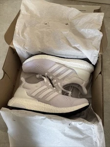 Adidas Ultraboost 1.0 Herren Laufschuhe Größe 8 Weiß Boost Primeknit Turnschuhe - Bild 1 von 6