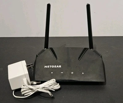 NETGEAR Ac1200 Dual Band WiFi Router Model R6120 - Image 1 of 4
