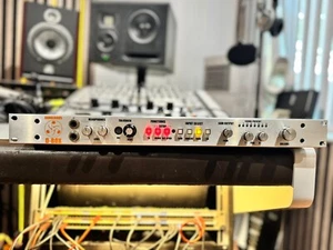 Dangerous Music D- Box Monitor controller - Picture 1 of 2