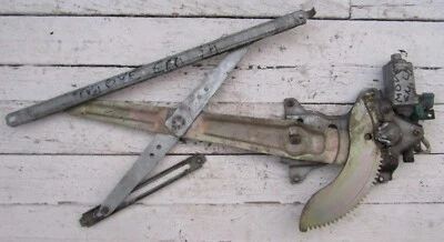 Daihatsu Move custom L900S power window regulator Front Left side LH 8572087204 - Image 1 of 4