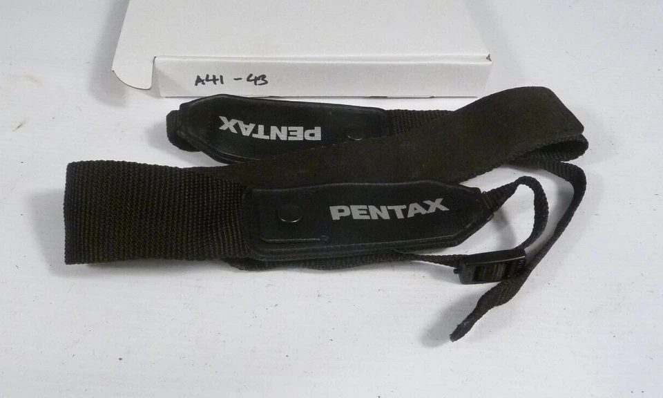 Vintage Genuine Pentax Black/White Logo Camera Strap refm - Image 1 of 1