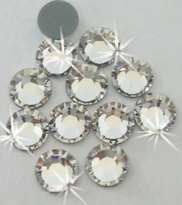 CRS High Quality 14400 CLEAR 2.5mm iron-on MACHINE CUT rhinestone diamante - Picture 1 of 1