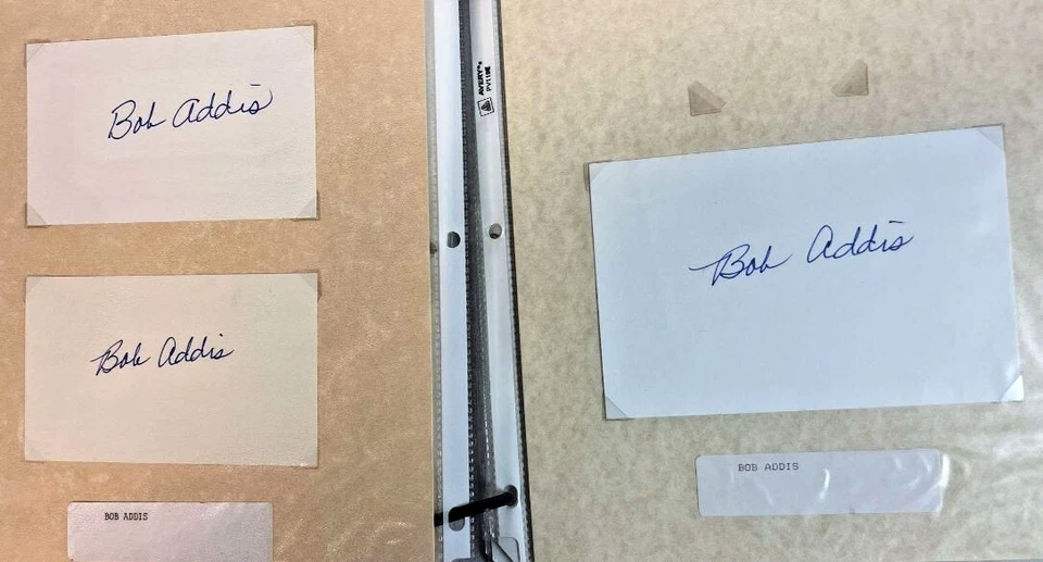 Bob Addis Boston Braves Signed Autographed Lot of 3 Vintage Index Cards (d.2016) - Image 1 of 1