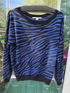 Diane Von Furstenberg Blue Black Wavy Long Sleeve Sweater Large - Picture 1 of 3