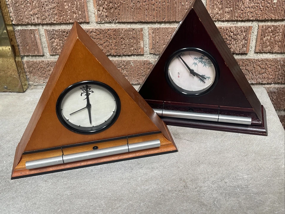 SET OF 2 NOW & ZEN ALARM CLOCK FOR PROGRESSIVE AWAKENING CHIME NOT TESTED - Image 1 of 4