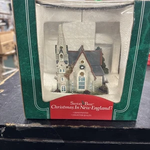 Vintage Santa’s Best Christmas In New England Victorian House 1994 Neu im Karton - Bild 1 von 5