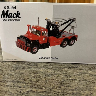 First Gear Tow Truck R Model Mack Heavy-Duty Wrecker Texaco Pipeline 7th 19-2782 - Image 1 of 3