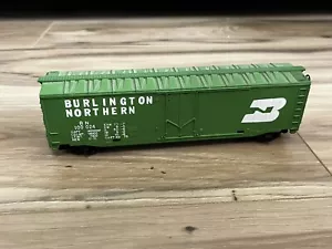 HO Mehano Burlington Northern Mechanical Refrigerator Car BN 100024 Freight - Picture 1 of 5