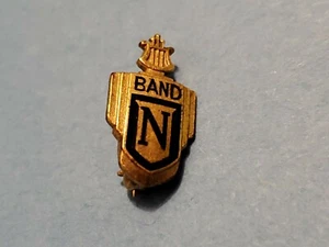 Prendedor de solapa escolar vintage Terry Berry 24KT GP Nelson banda música arpa coro - Imagen 1 de 5