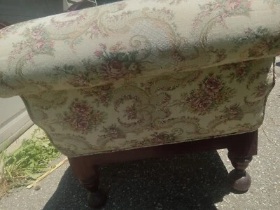 sofá camelback vitoriano 1800 - Imagem 1 de 4