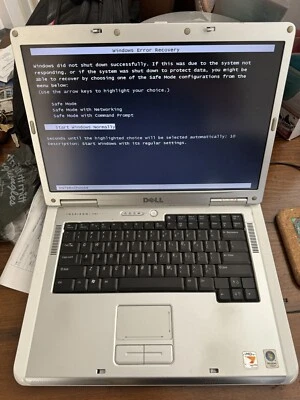 Dell Inspiron 1501- PP23LA 15.4" 3GB Ram AMD Sempron 3600+ 2GHz 80GB Windows 7 - Image 1 of 4