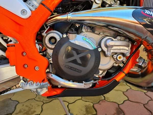 Clutch Cover Protection 2 STROKE KTM 250-300 from YEAR 2016 Model 2017 - 2023 - Picture 1 of 12