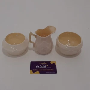 Belleek Ireland Fine China 3 Pieces Cream & 2 Sugar Cups - Picture 1 of 15