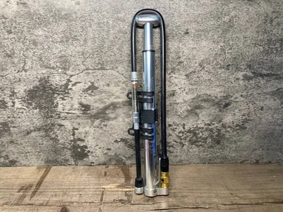 Bomba de aire LEZYNE MICRO FLOOR DRIVE HVG plateada 208 g por orden de llegada Foto 1 de 4