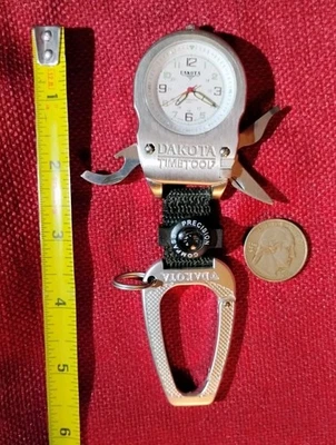 Dakota TimeTool reloj mosquetón multiherramienta funciona muy bien cuchillo destornillador abridor  Foto 1 de 4