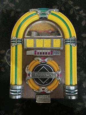 Jukebox Thomas Collector Edition yellow 15" AM FM Radio Model CR11  used pls rea - Image 1 of 4