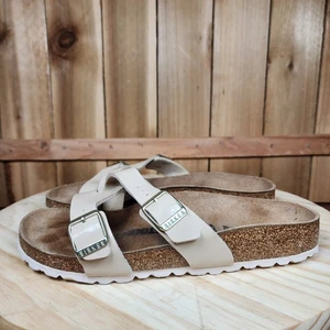 Birkenstock Yao Sandals Womens Size 6 37 Beige Patent Leather Cork Slip On Shoes - Picture 1 of 8
