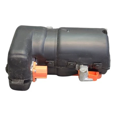 Tesla Model Y Air Con Compressor Pump 1507971 - Image 1 of 4