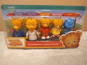Daniel Tiger's Neighborhood Family Figures Set of 5 - Cake Toppers -New in Box - Picture 1 of 9