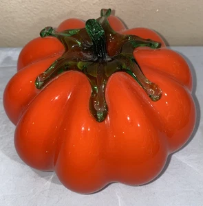 Art Glass Orange Pumpkin with Green Stem (ToteYYY) - Picture 1 of 7